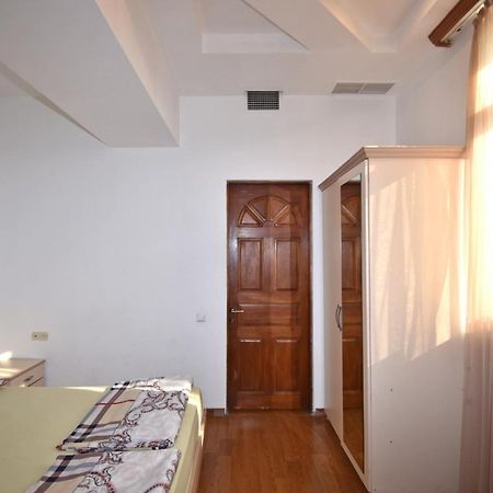 Abovyan Street 16, Apartment No 24 Jerevan Exteriör bild