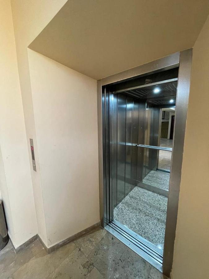 Abovyan Street 16, Apartment No 24 Jerevan Exteriör bild