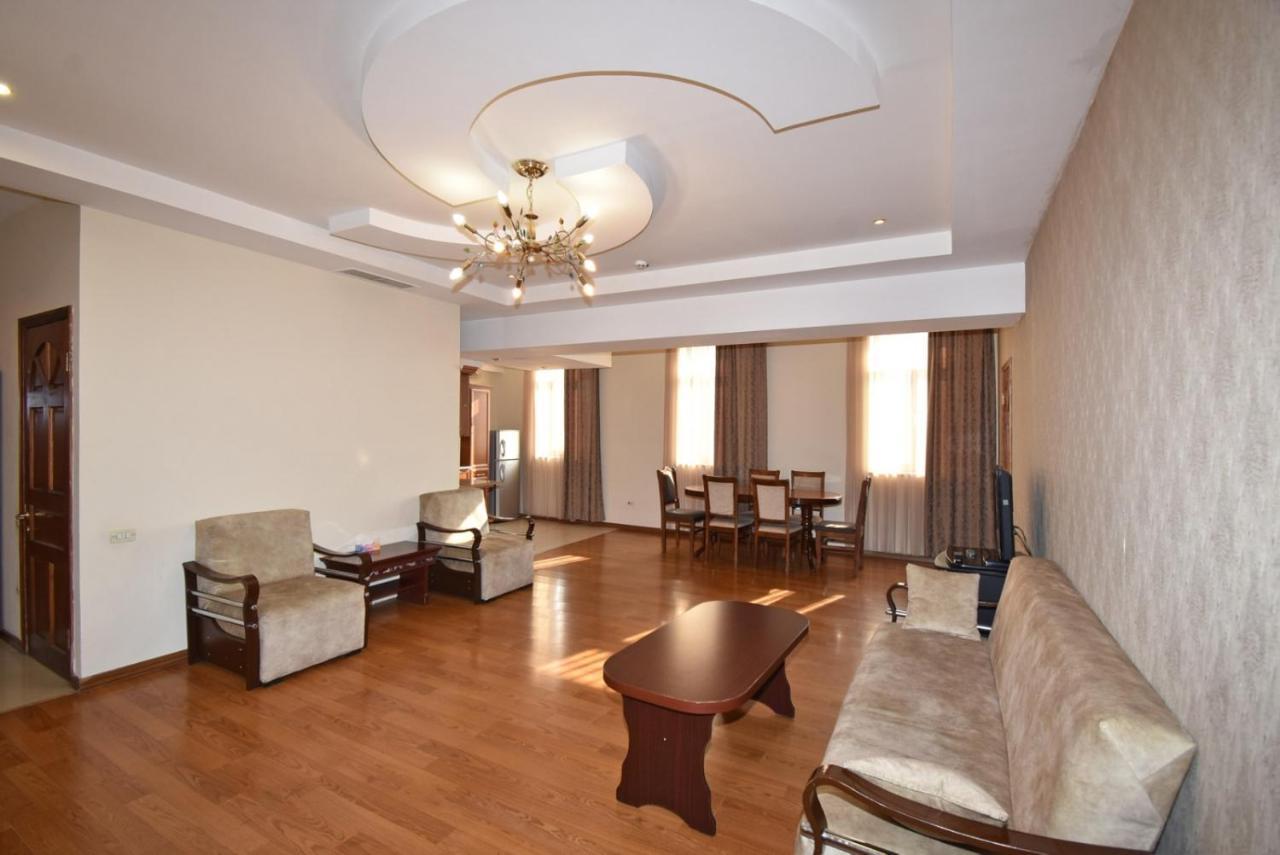 Abovyan Street 16, Apartment No 24 Jerevan Exteriör bild