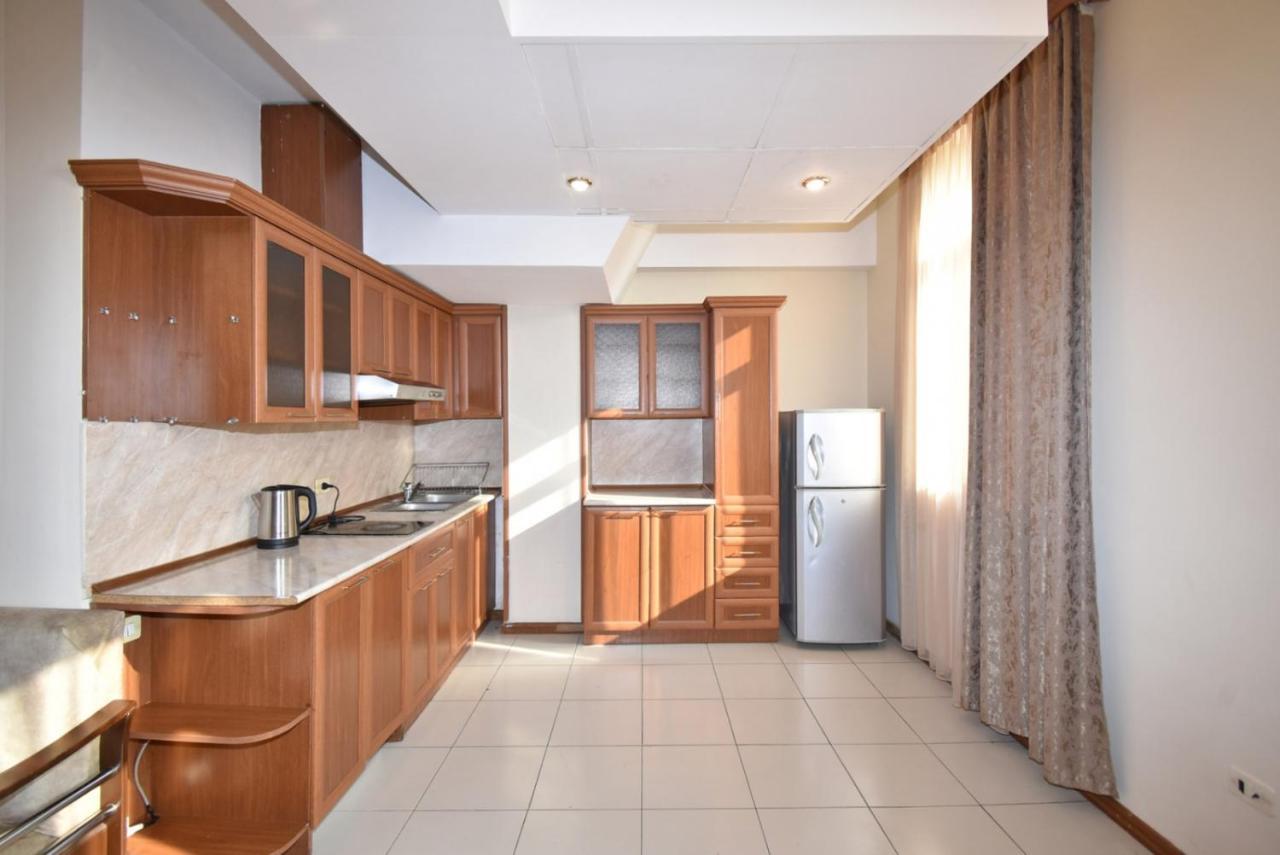 Abovyan Street 16, Apartment No 24 Jerevan Exteriör bild